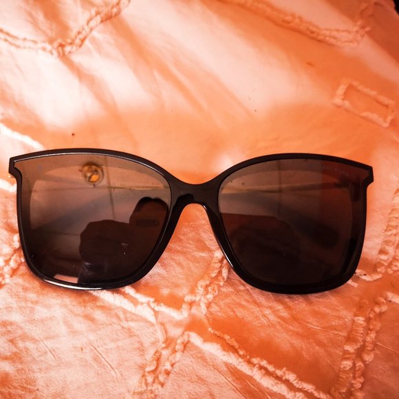 Michael Kors Sunglasses - Picture 1 of 1